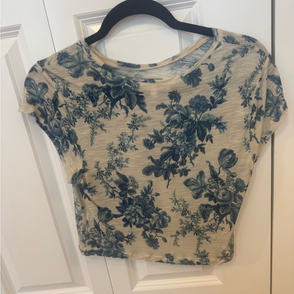 LoveShackFancy Blue Floral Cropped Tee on Cream - Picture 2 of 3